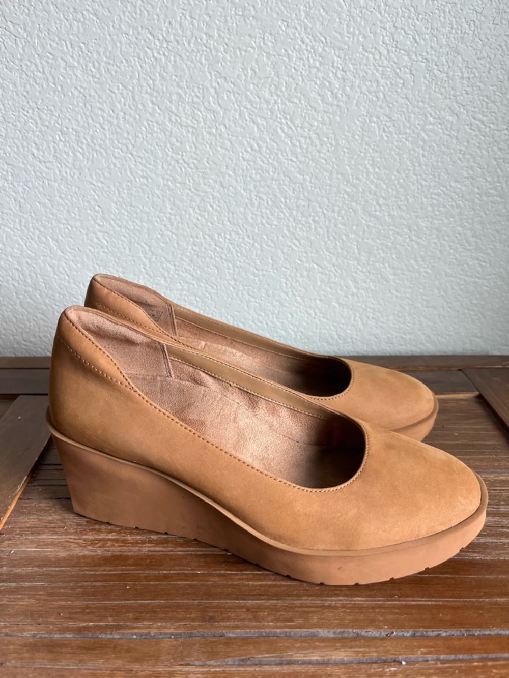 Women’s Vionic Tan Wedge Pumps - Classic Everyday Comfort